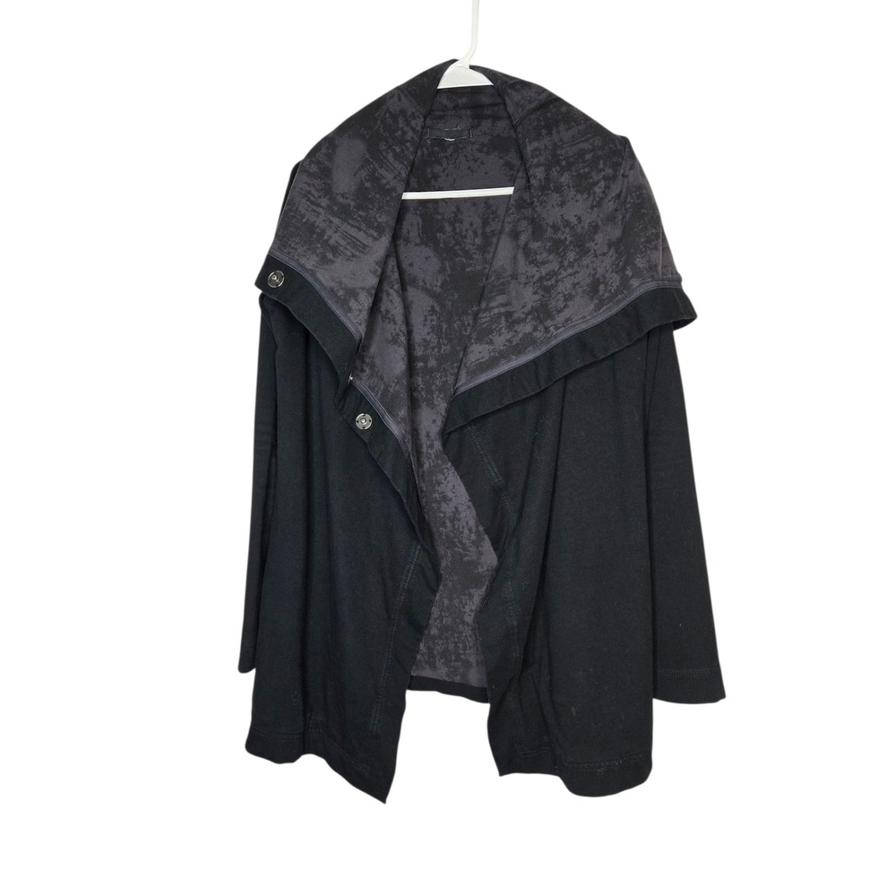 Lululemon Snap Wrap‎ Jacket Shawl Collar Yoga Studio Size 2 Athleisure Cozy